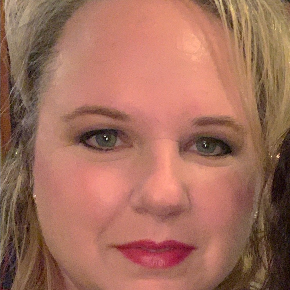 Meet your Posher, Christie